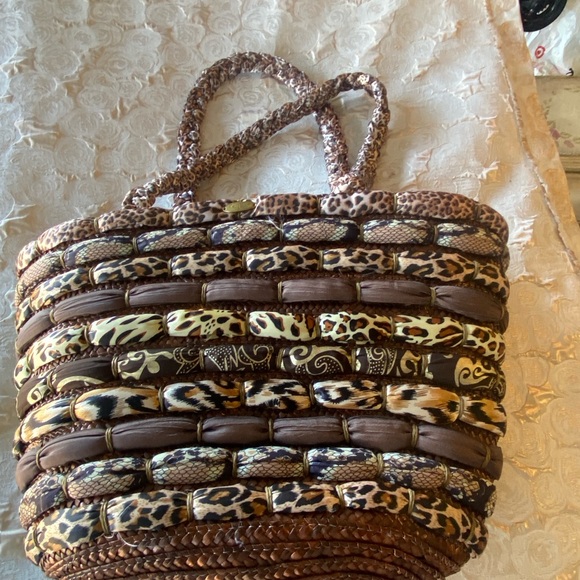 Tote Bag this Spacious Bag is Brown and Tan can Carry
 A Lot - Picture 2 of 4